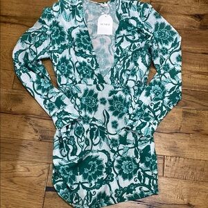 NWT Green Floral Long Sleeve Dress, with side zipper